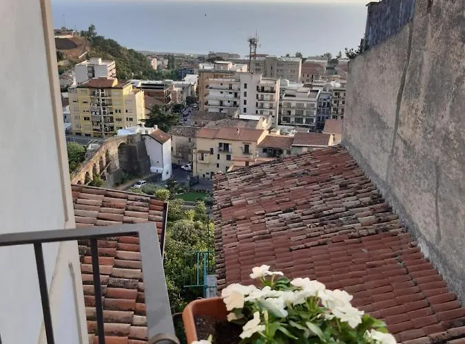 Adriana Alojamento de Acomodação e Pequeno-almoço 3*